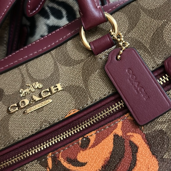 COACH handbag & wallet - Picture 3 of 9